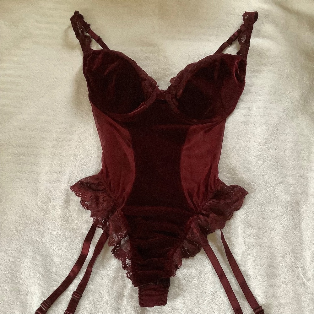 Victoria’s Secret Vintage Velvet And Lace Thong Bodysuit Burgundy SZ 36C